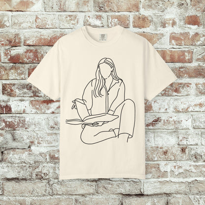 Line Art Book Lover T-shirt