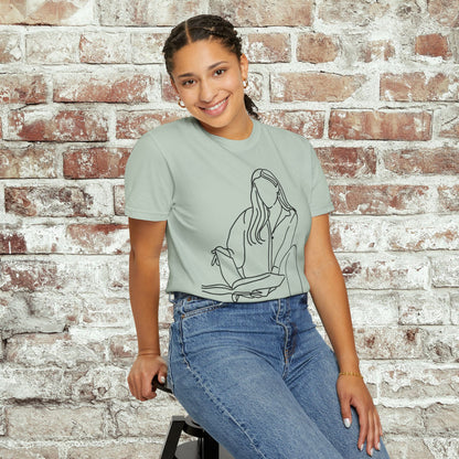 Line Art Book Lover T-shirt