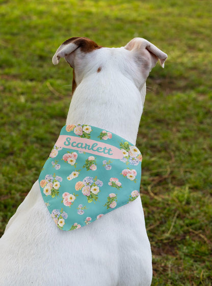 Clip-on Pet Bandana - Personalized Floral Design for Dogs and Cats