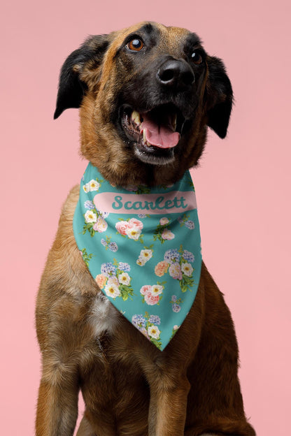 Clip-on Pet Bandana - Personalized Floral Design for Dogs and Cats