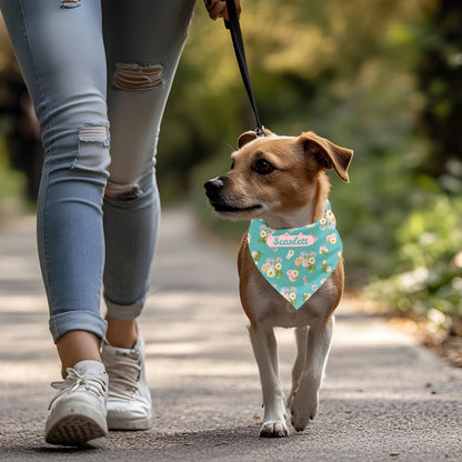 Clip-on Pet Bandana - Personalized Floral Design for Dogs and Cats