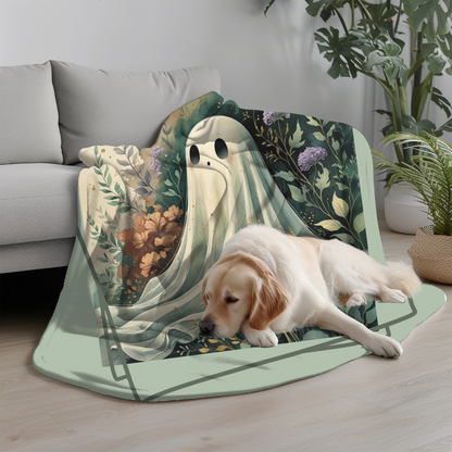 Whimsical Ghost Minky Blanket - Cozy Throw for Fall, Halloween, or Home Décor, Soft Plush Blanket, Ideal Gift for Kids and Adults